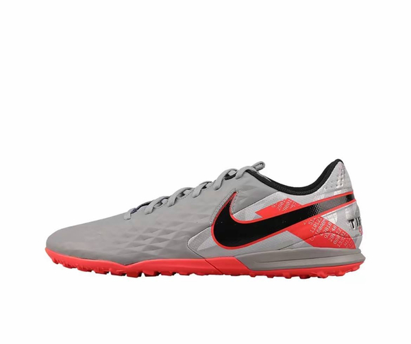 Nike Legend 8 Academy