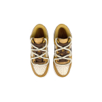 【 】 Nike Dunk " Quilted Weat "