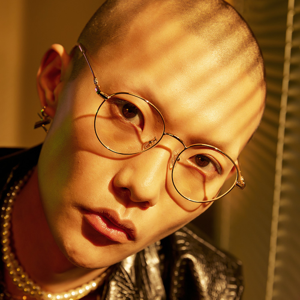 【 】 EYECROXX