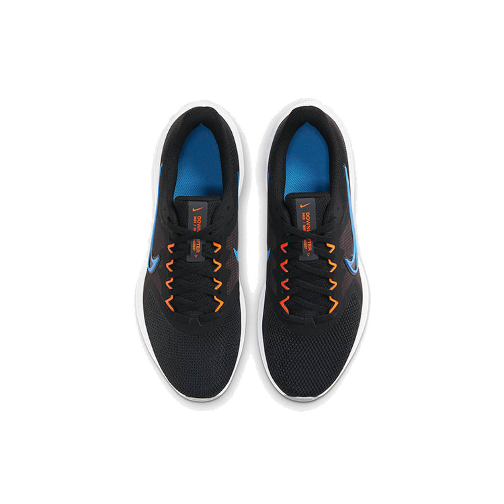 Nike Downshifter 11
