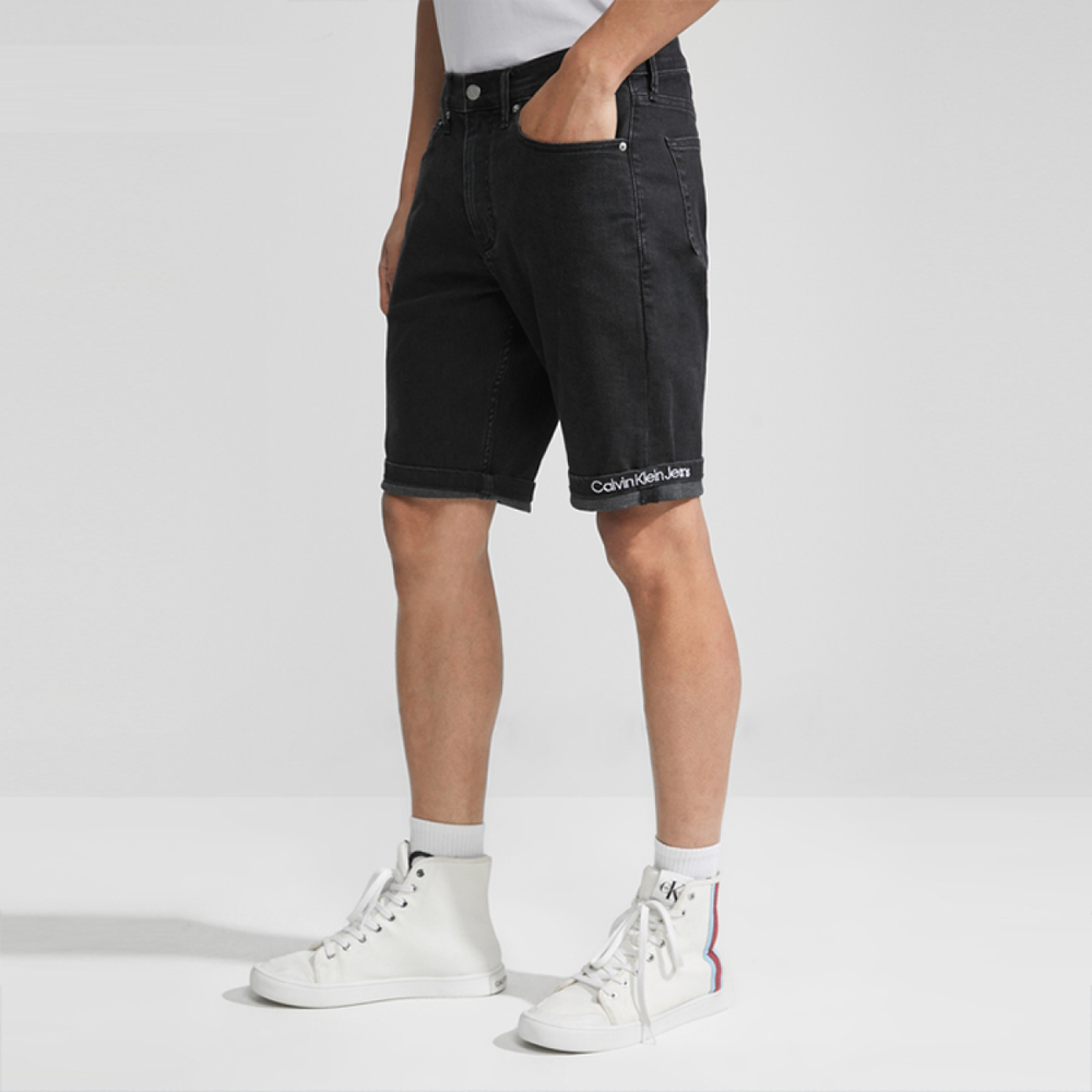 CALVIN KLEIN Logo