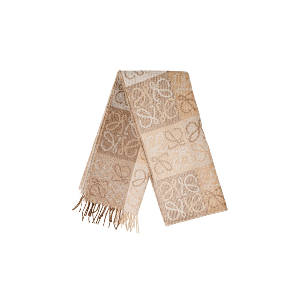 LOEWE Anagram