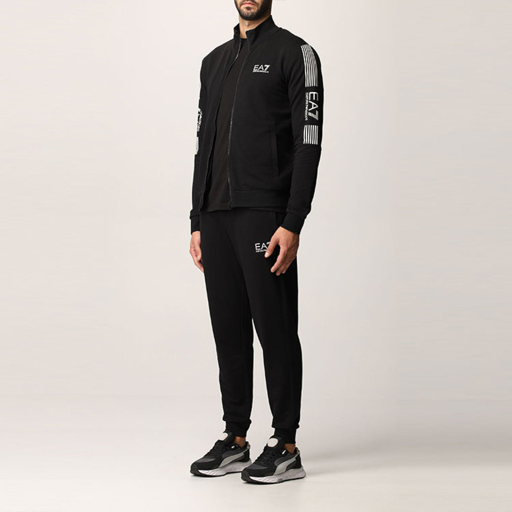 EMPORIO ARMANI logo
