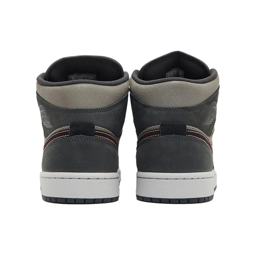 Jordan Air Jordan 1 Mid