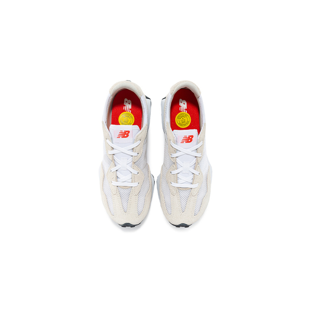New Balance 327