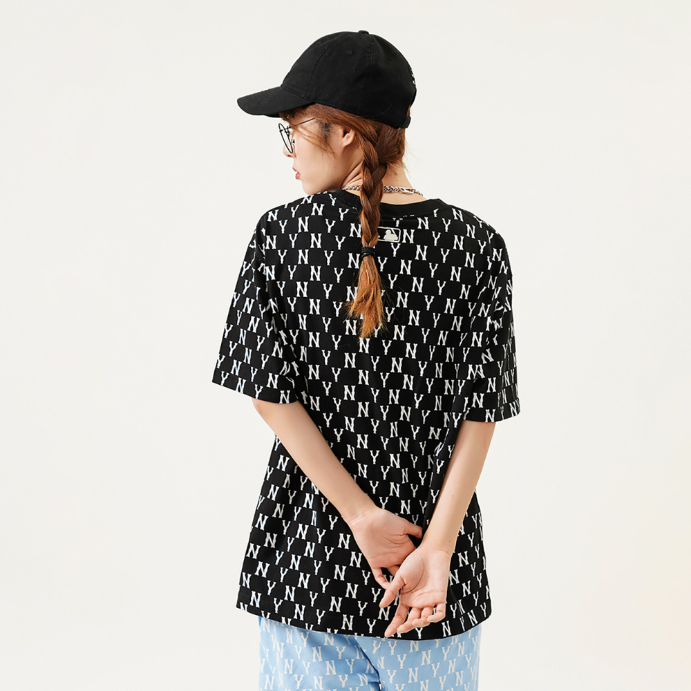 MLB T