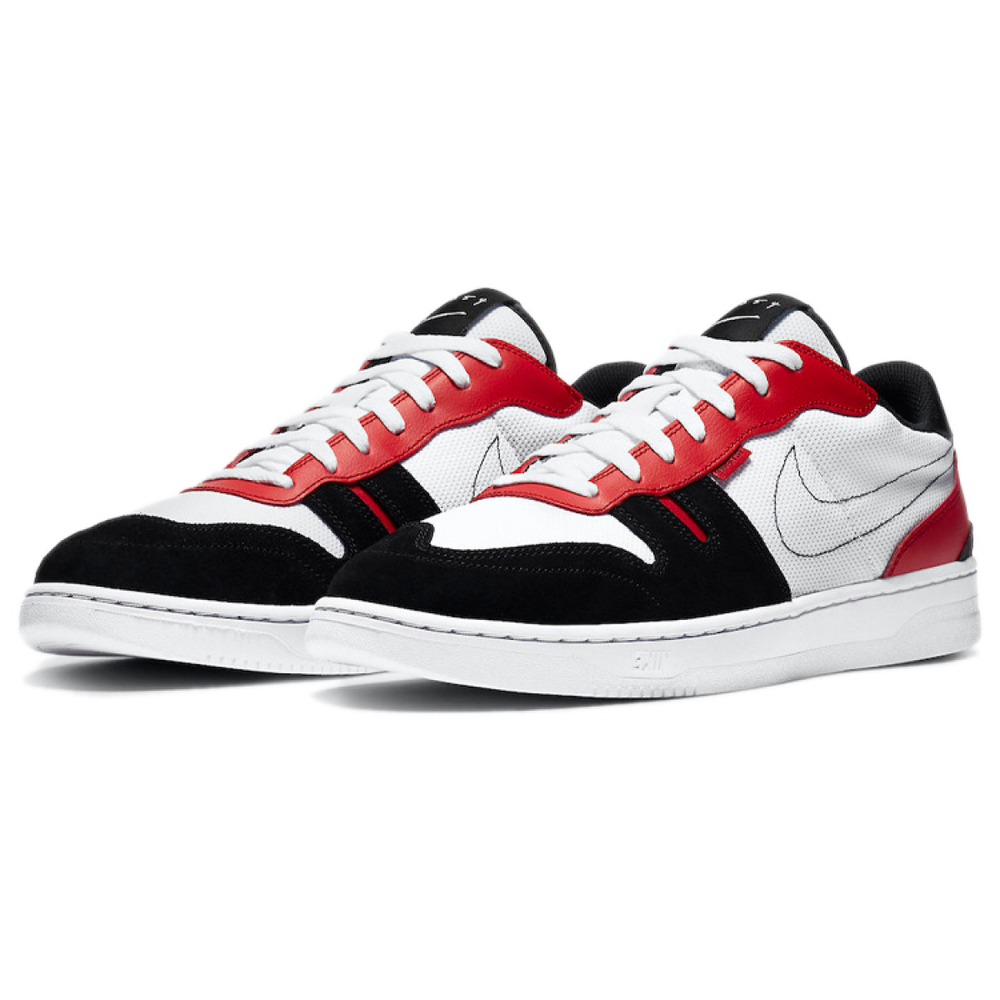 Nike Squash Type black toe