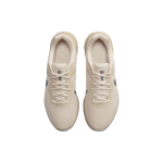 Nike REVOLUTION 6