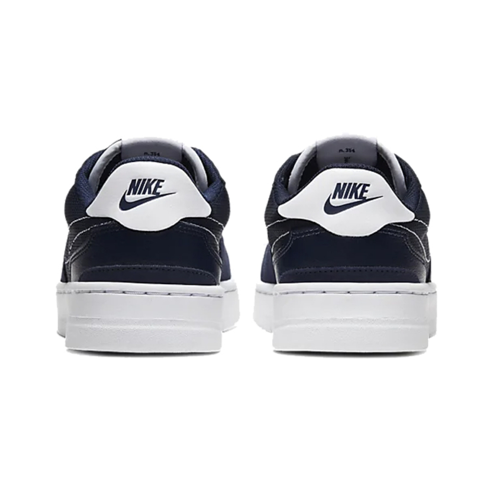 Nike Squash Type