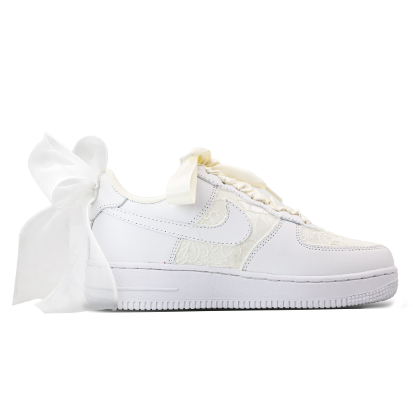 【 】 Nike Air Force 1