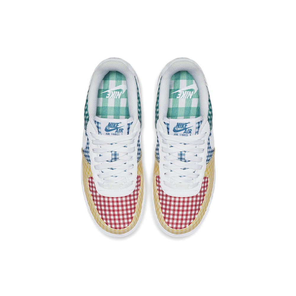 Nike Air Force 1 07 QS