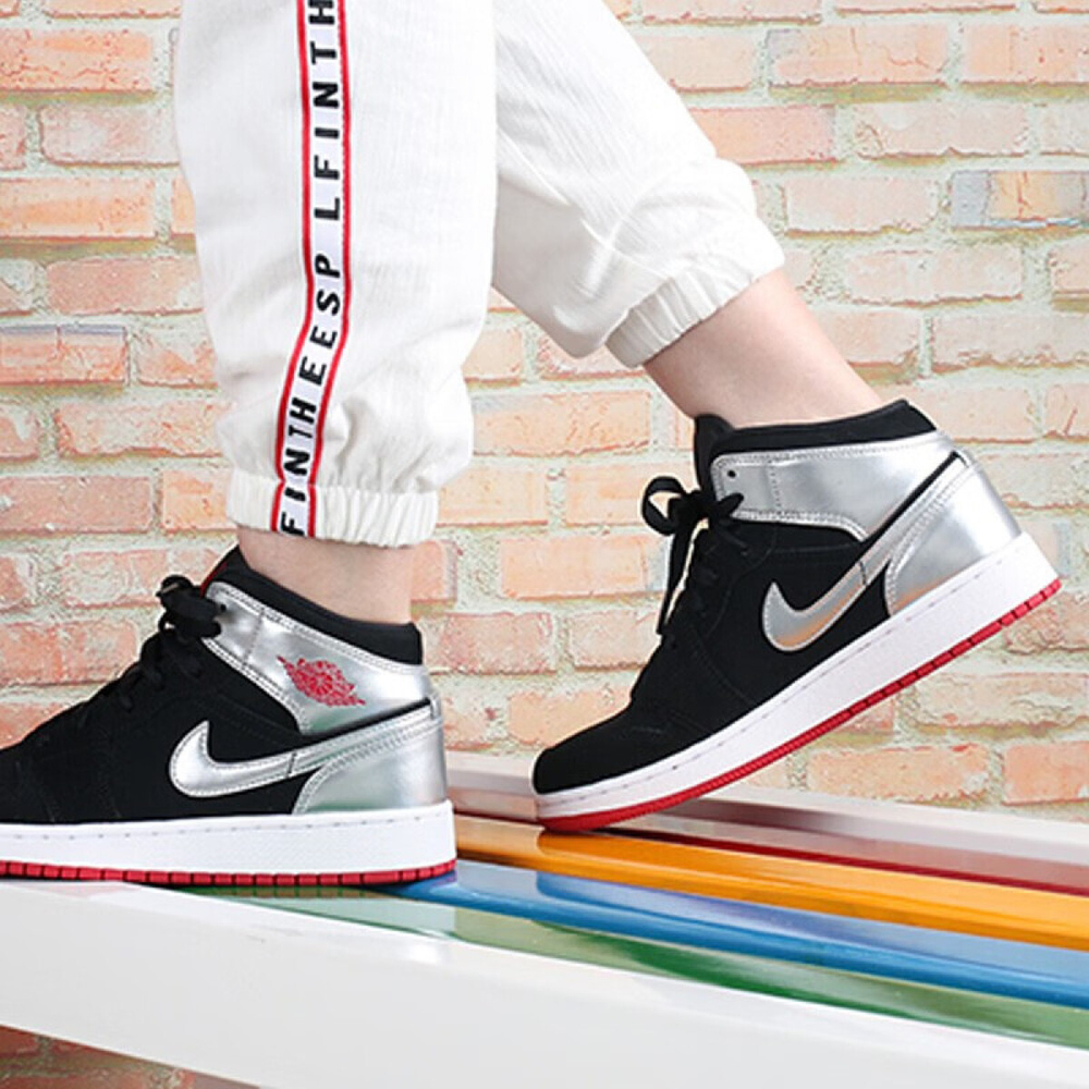 Jordan Air Jordan 1 Mid