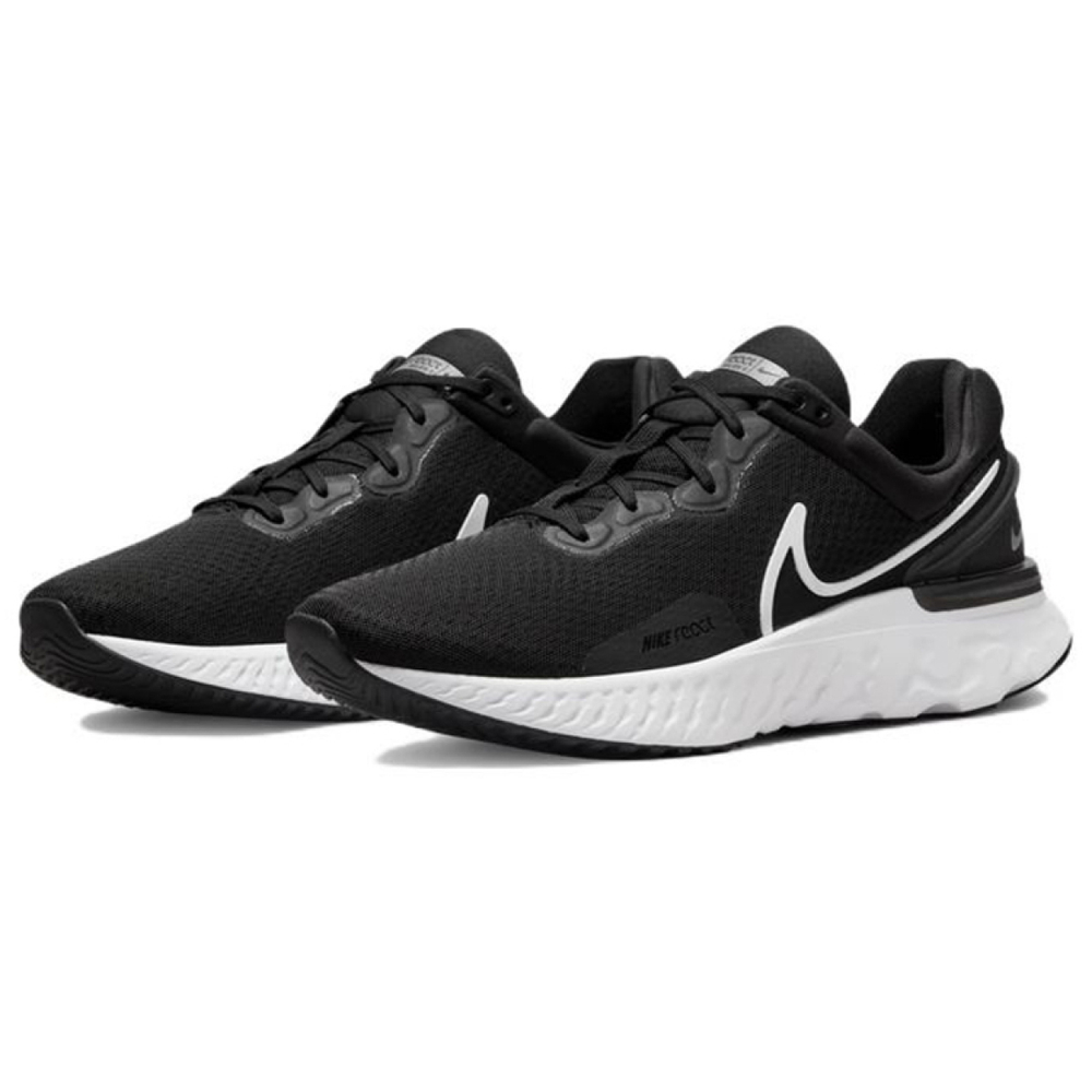 Nike React Miler 3