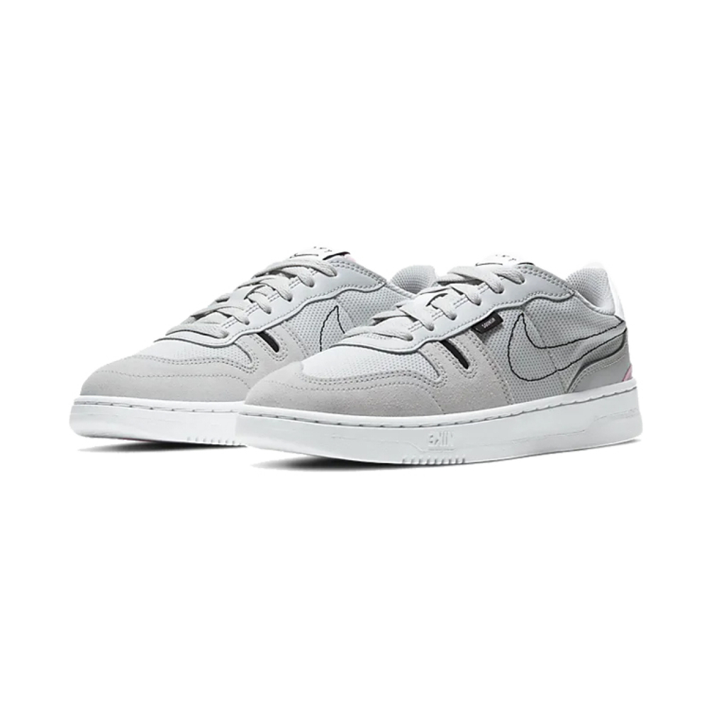 Nike Squash Type
