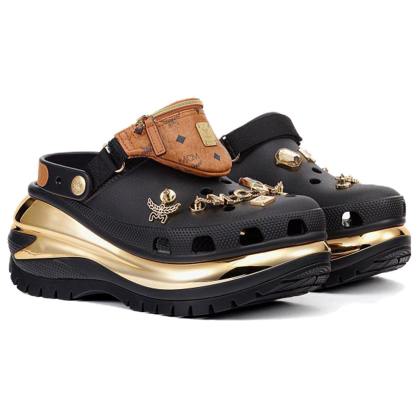 Crocs x MCM