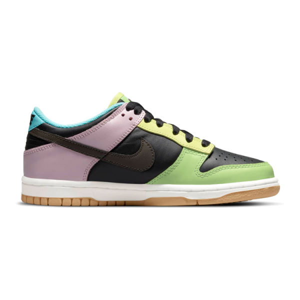 Nike Dunk SE Free.99