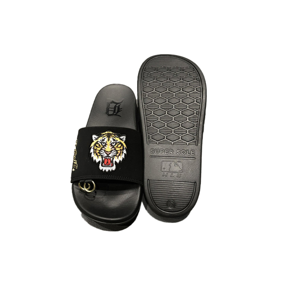 MLB Slipper Black Tiger