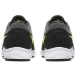 Nike REVOLUTION 4