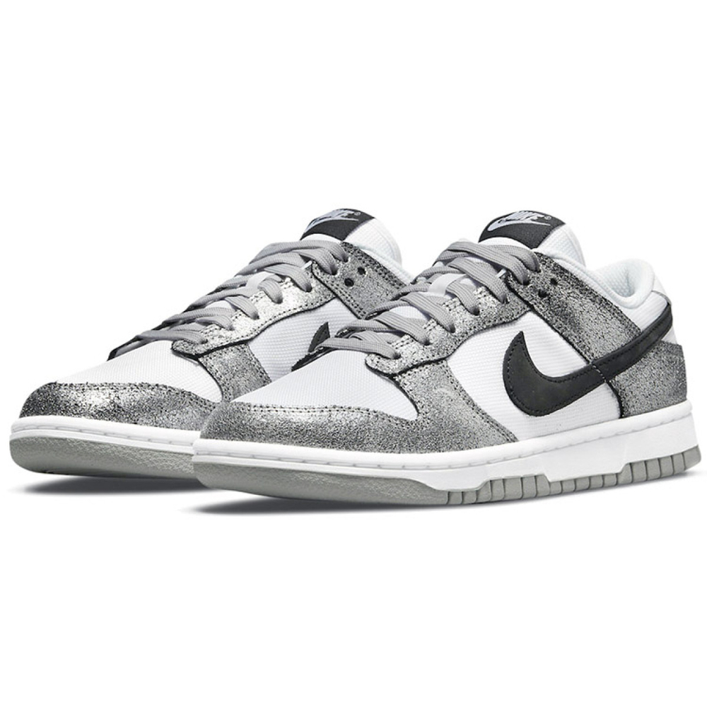 Nike Dunk Retro "Golden Gals"