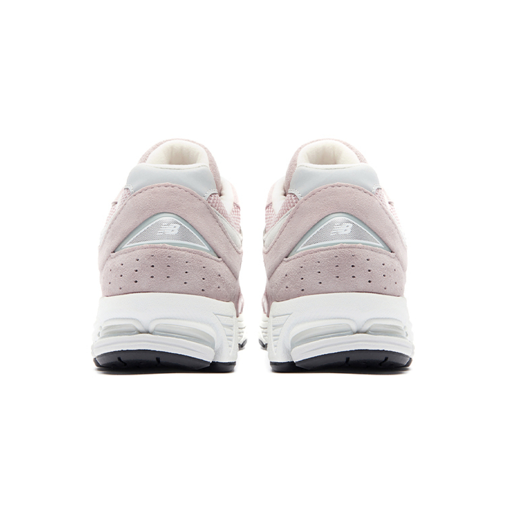 New Balance NB 2002R