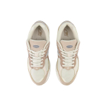 New Balance NB 2002R