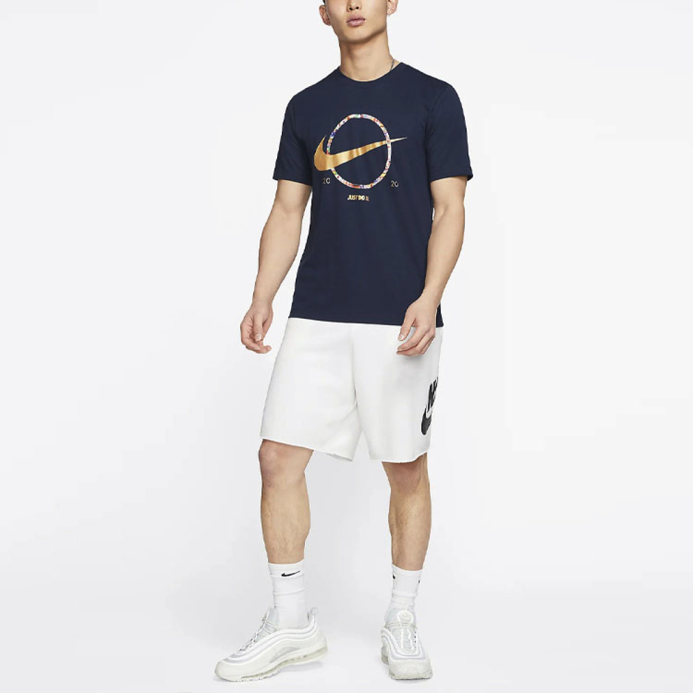 Nike Sportswear Logo T