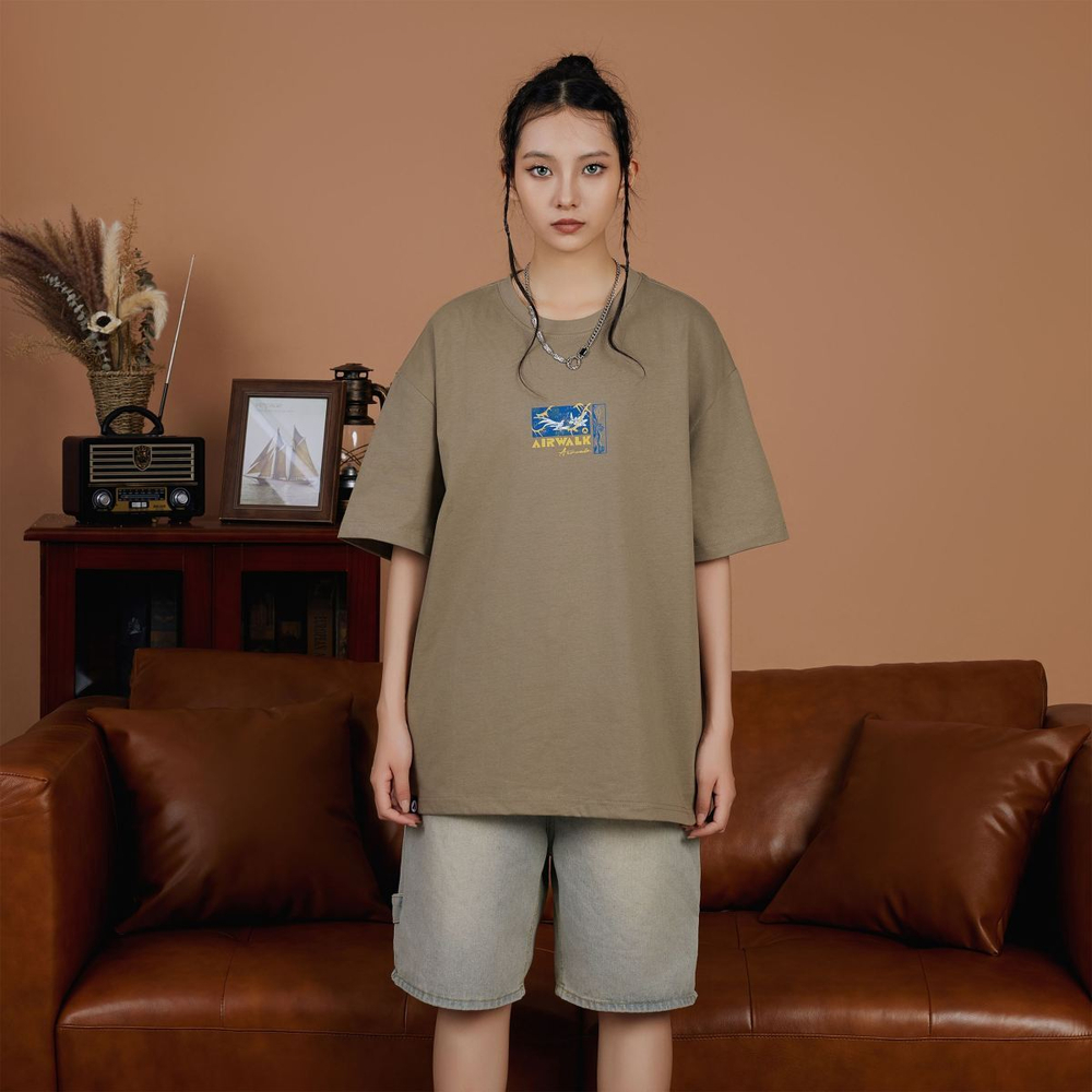 Airwalk T