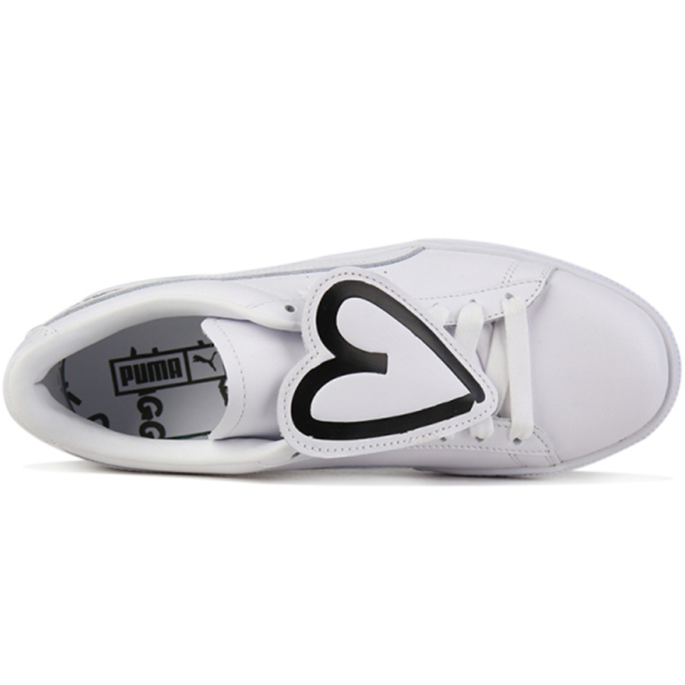 PUMA Basket Studs Love