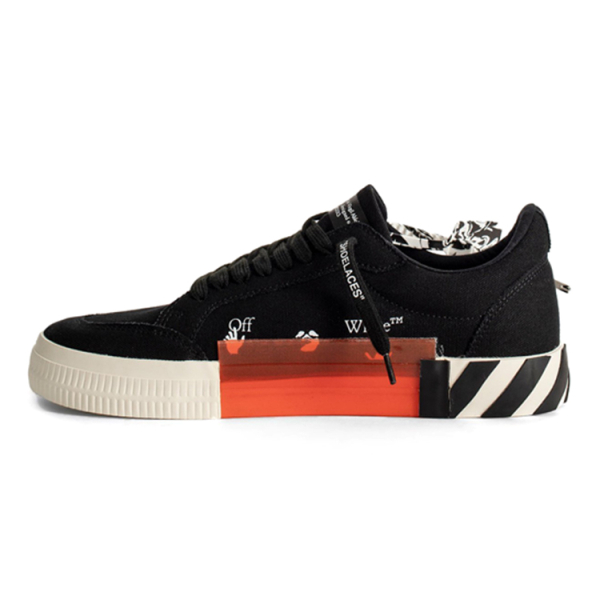 OFF-WHITE Virgil Abloh