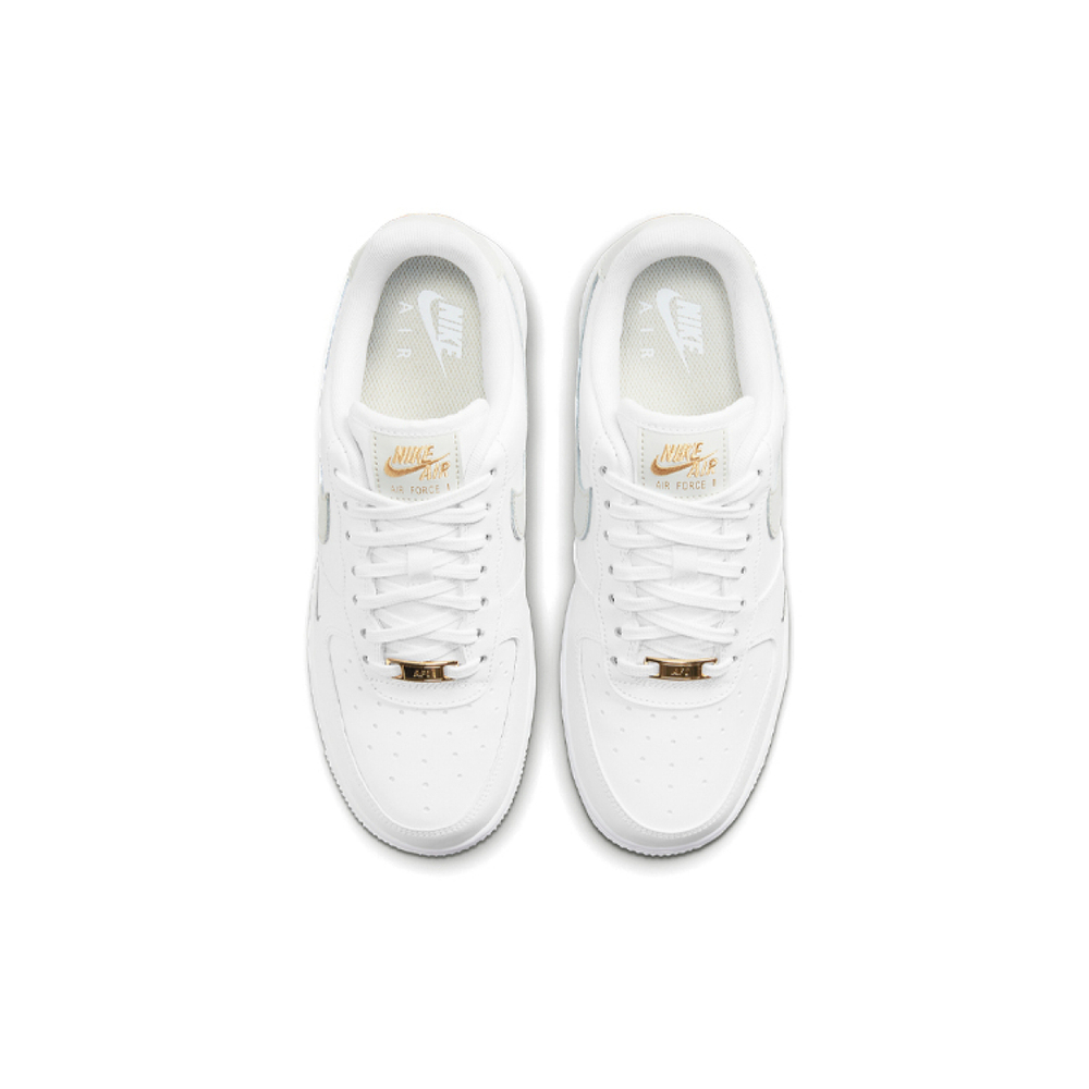 Nike Air Force 1 07 essential