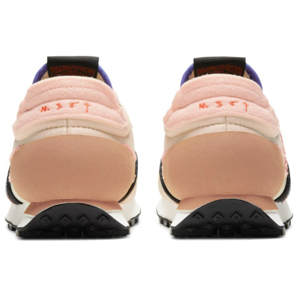 Nike Daybreak type