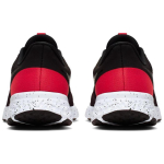 Nike REVOLUTION 5