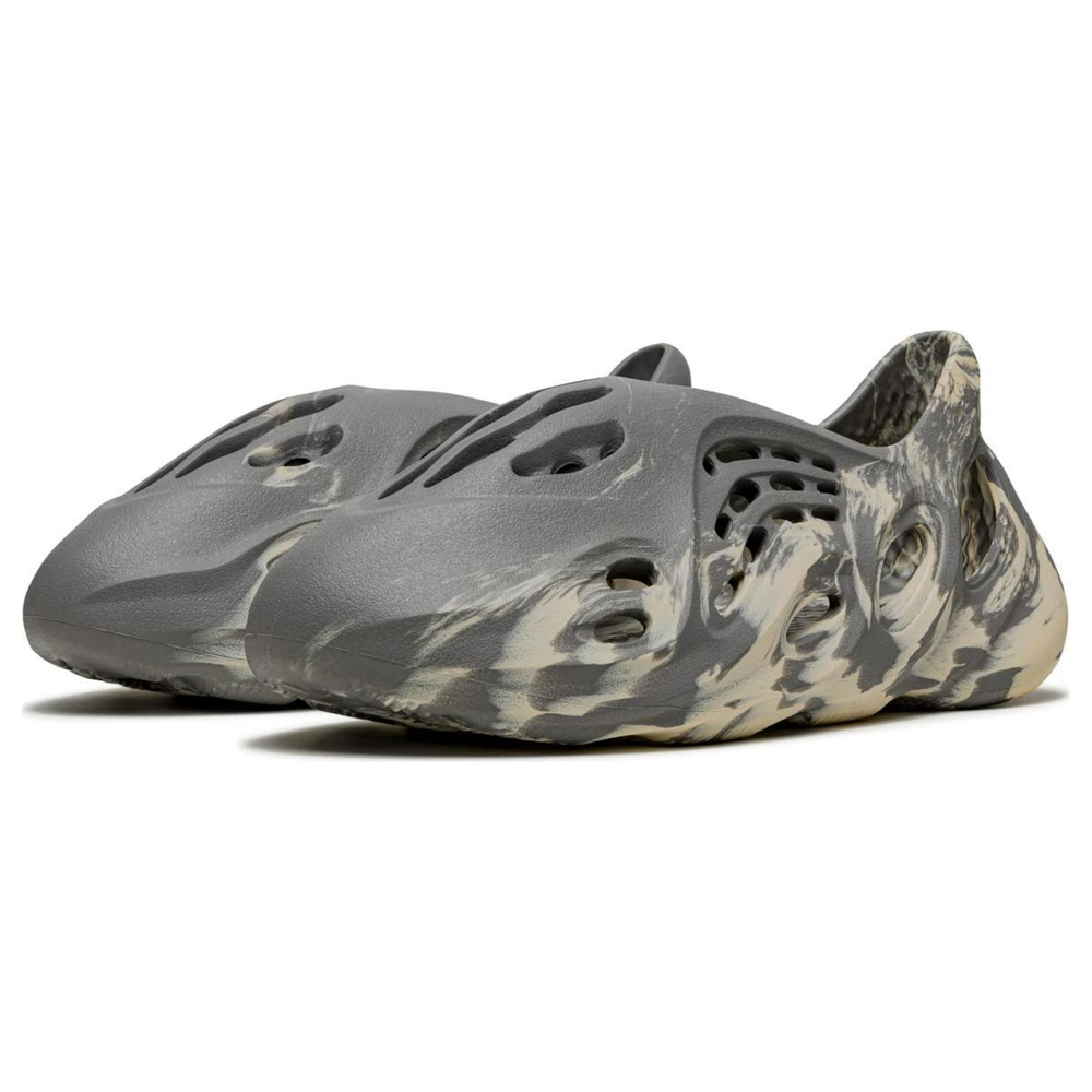 Adidas originals Yeezy Foam Runner "MXT Moon Grey"