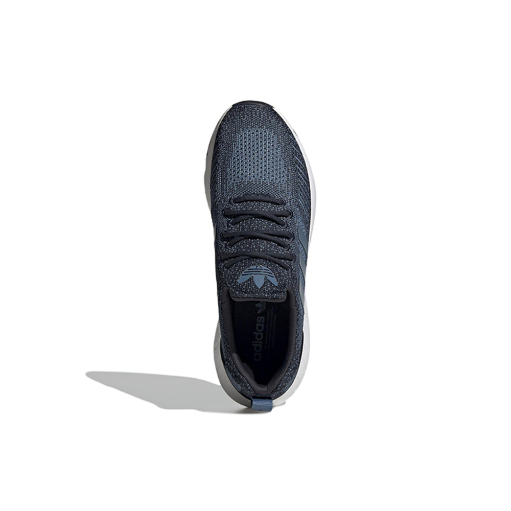Adidas originals Swift Run 22