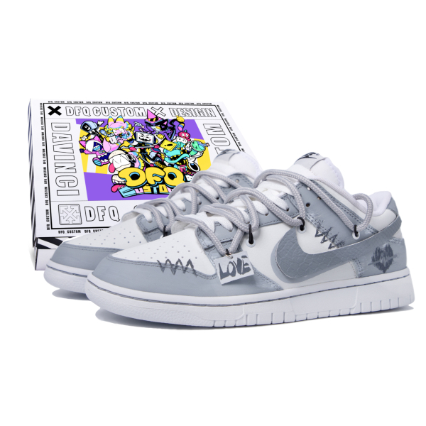 【 】 Nike Dunk Low