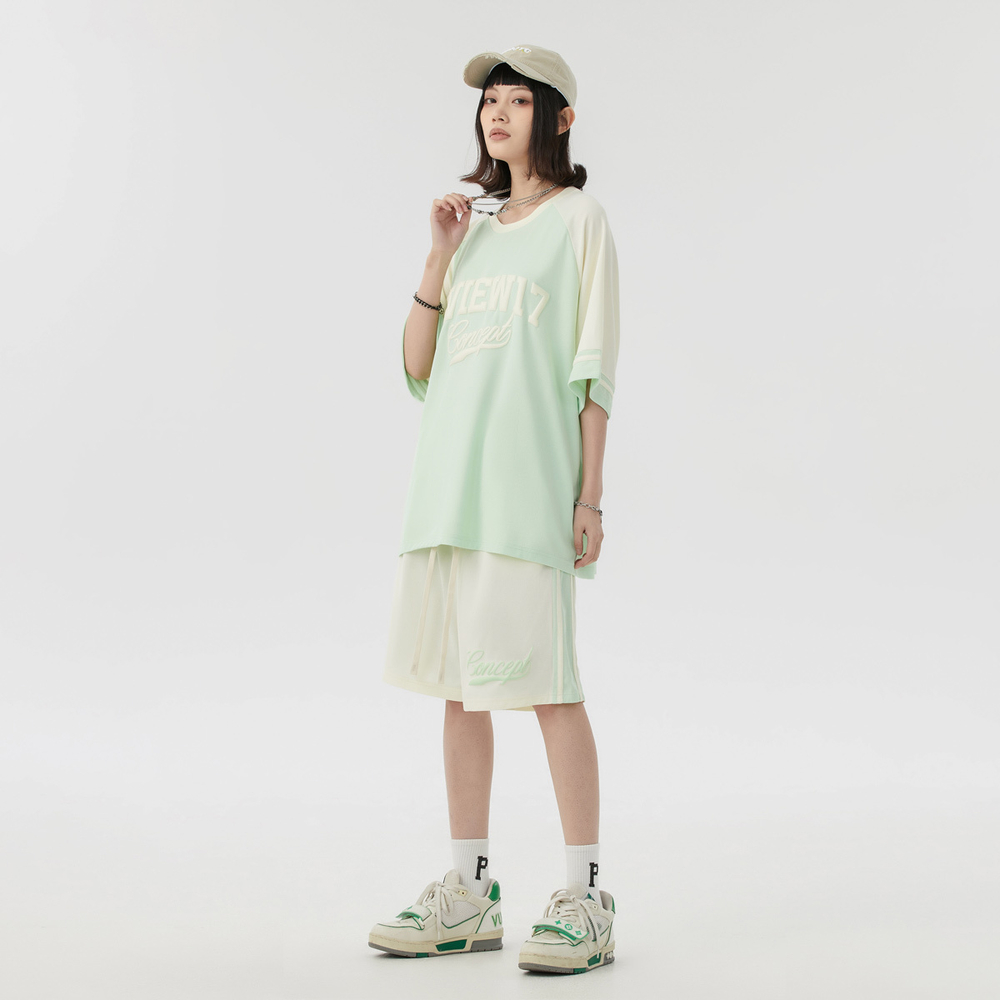 S.view Logo T