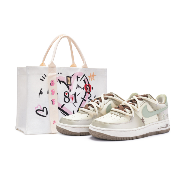 【 】 Nike Air Force 1 811 GS