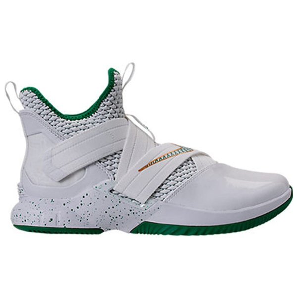 Nike zoom soldier 12