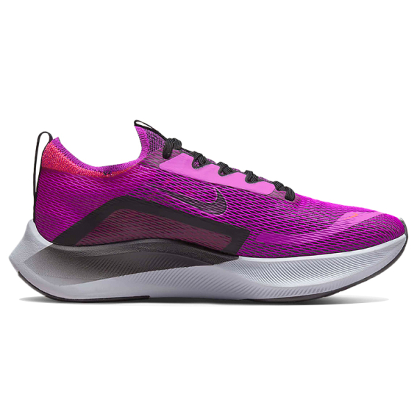 Nike Zoom Fly 4