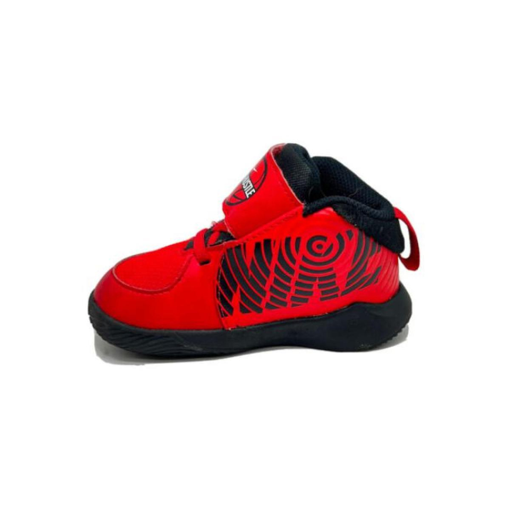 Nike Team Hustle D 9