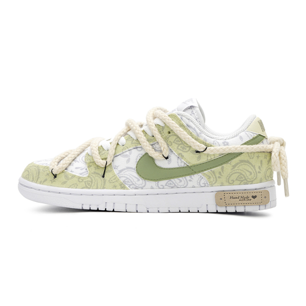 【 】 Nike Dunk Low ESS