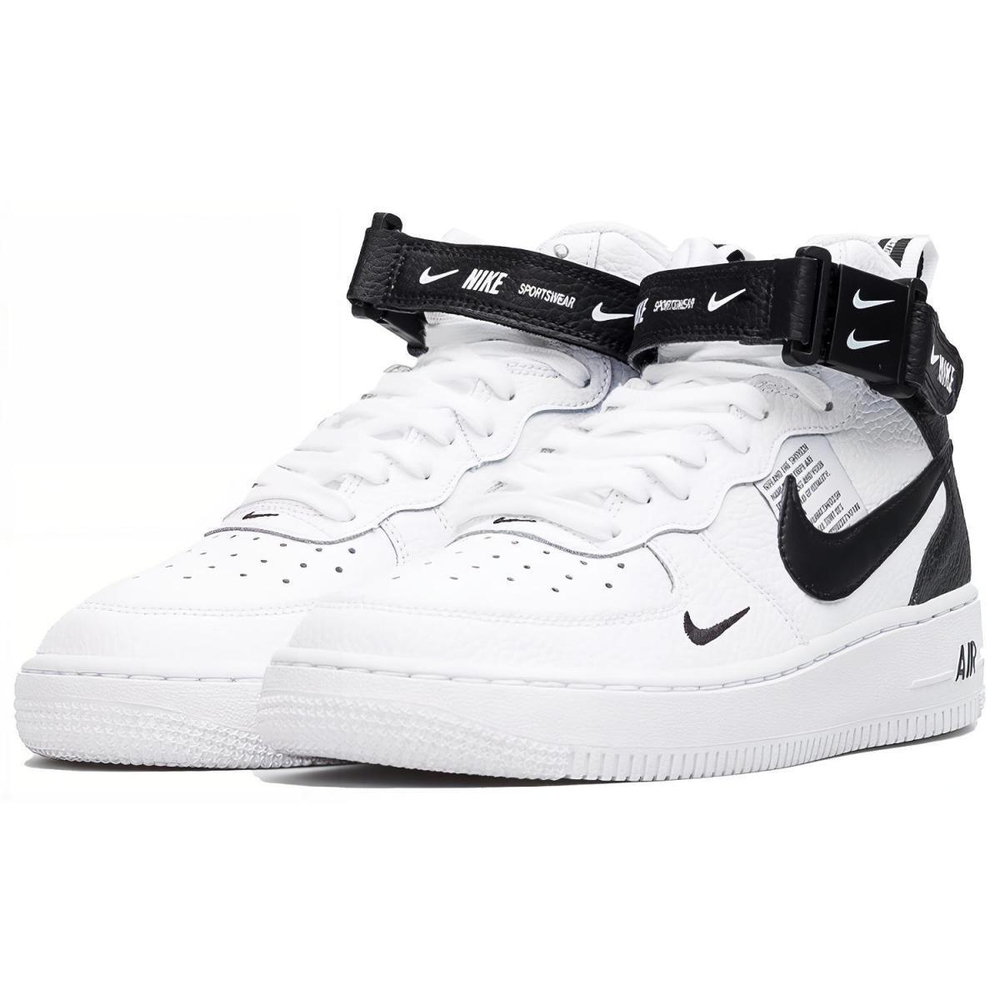 Nike Air Force 1 LV8