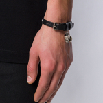 Alexander McQueen ·
