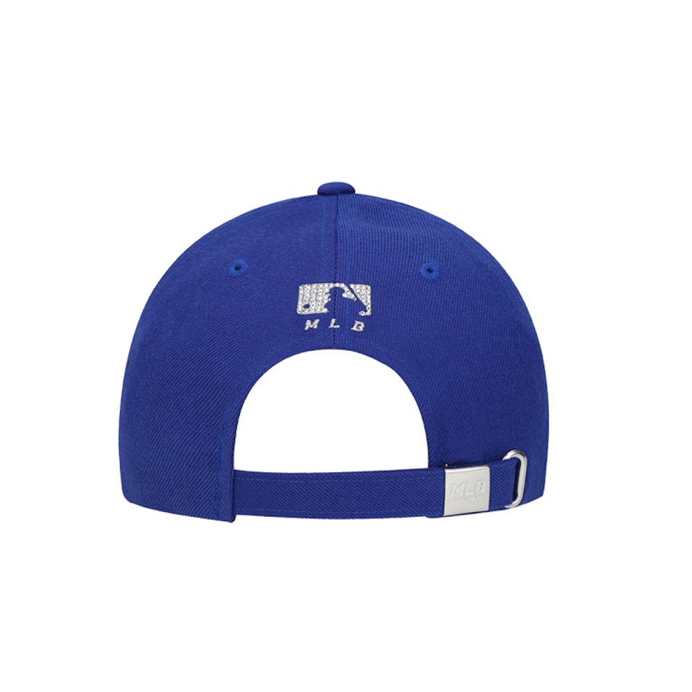 MLB x