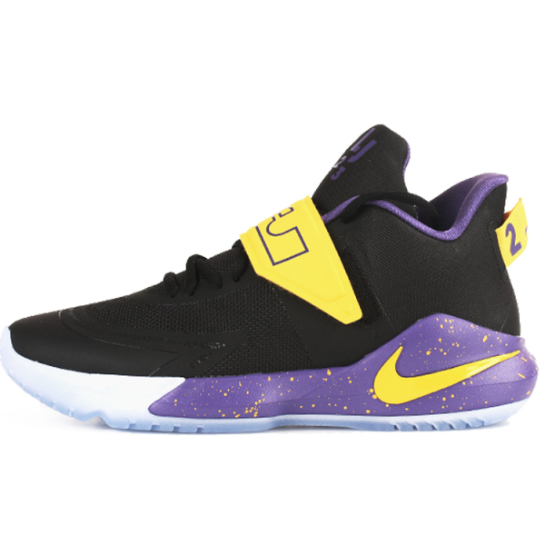 Nike Ambassador 12 12
