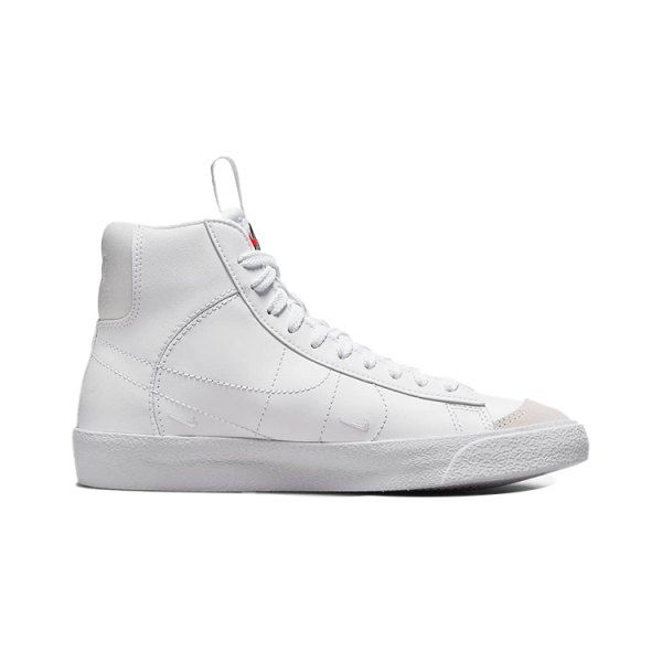 Nike Blazer '77 SE D