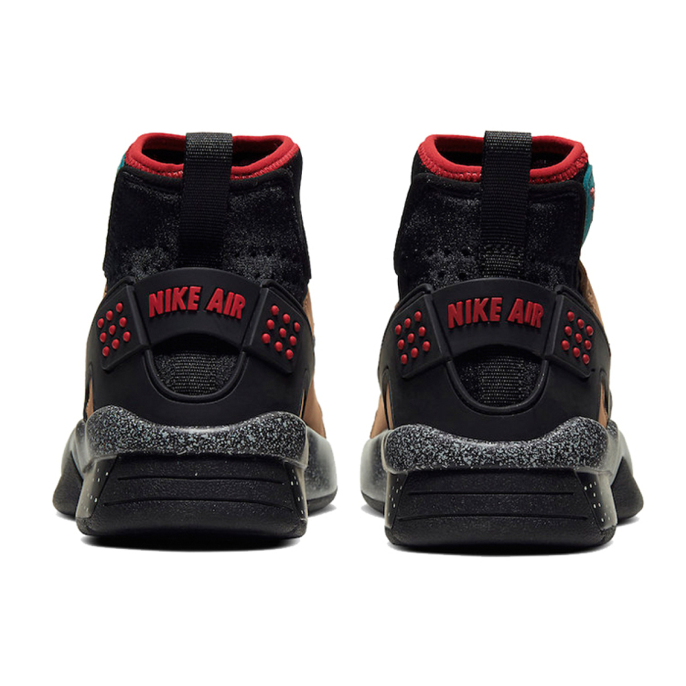 Olivia Kim Nike Air Mowabb