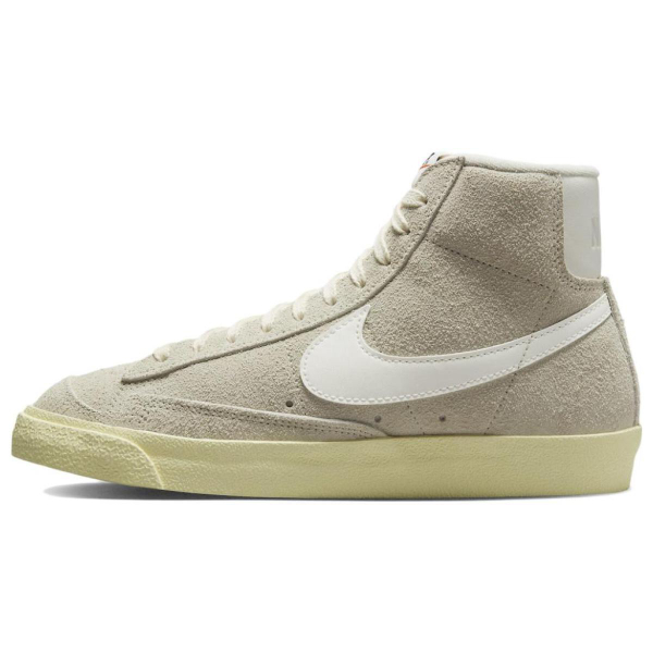 Nike Blazer 77 Vintage "Light Bone Suede"