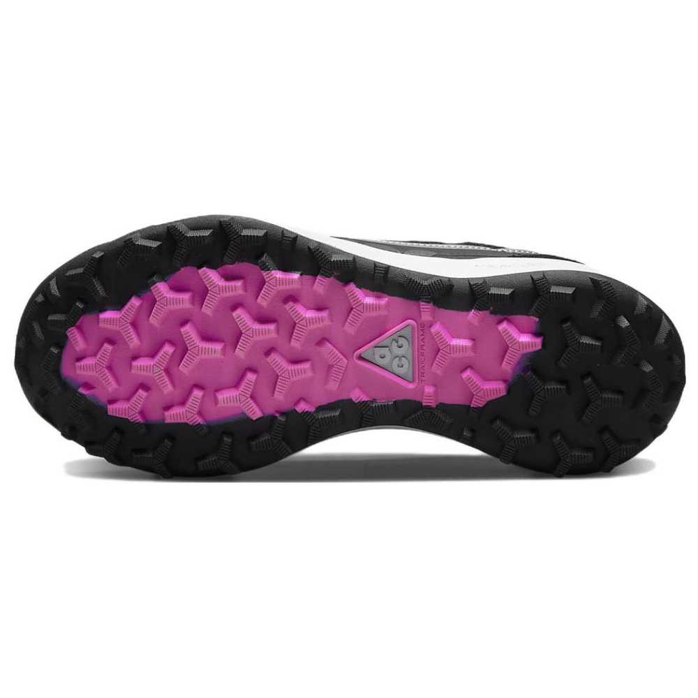 Nike ACG Lowcate