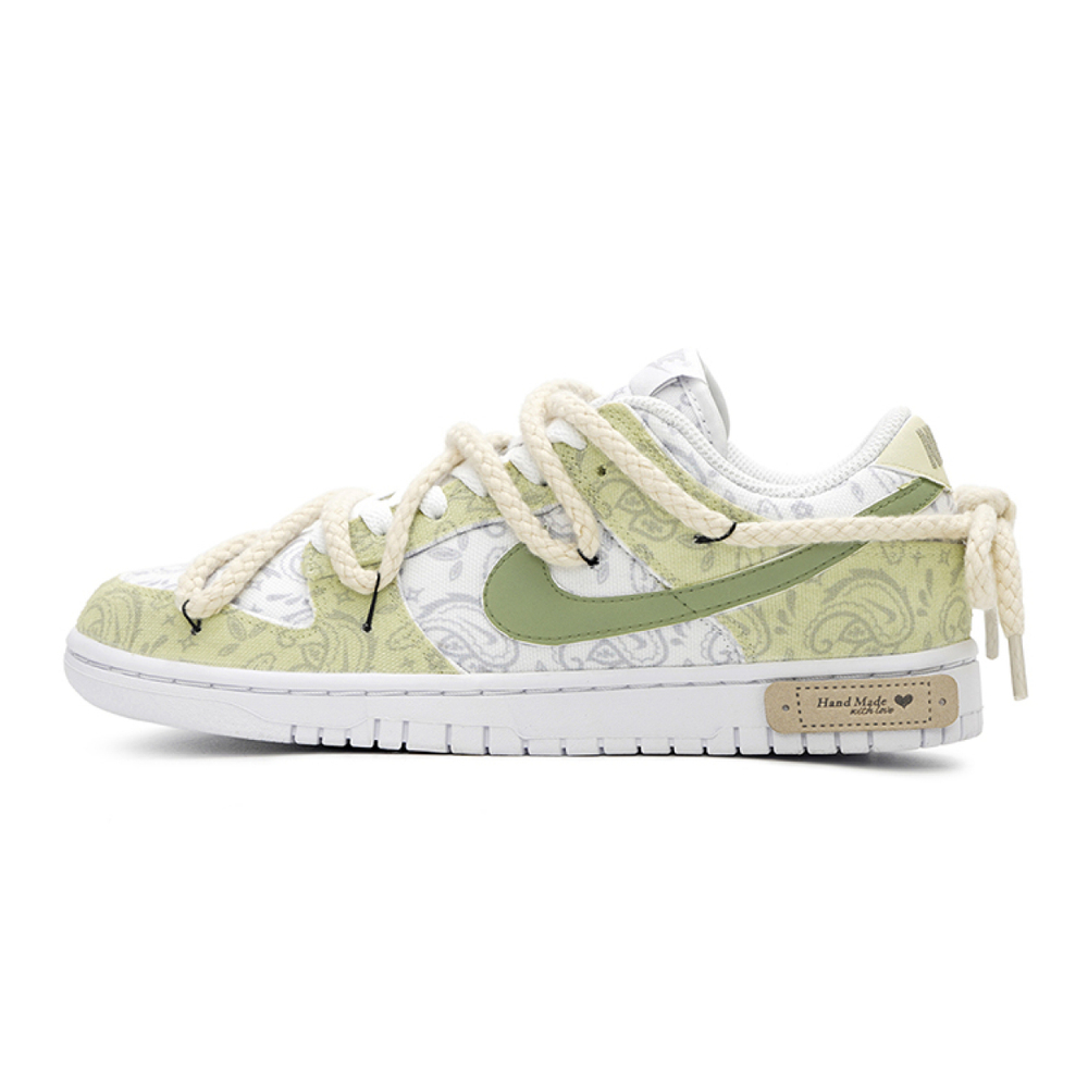 【 】 Nike Dunk Low ESS